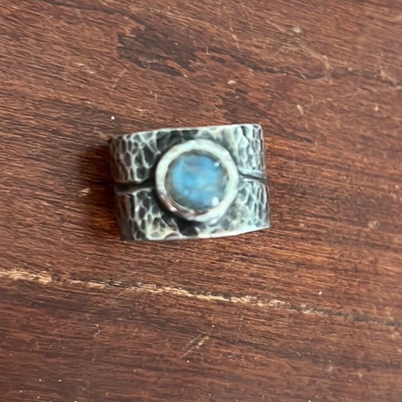 Wide band Laborite Sterling silver ring - Picture 3 of 4